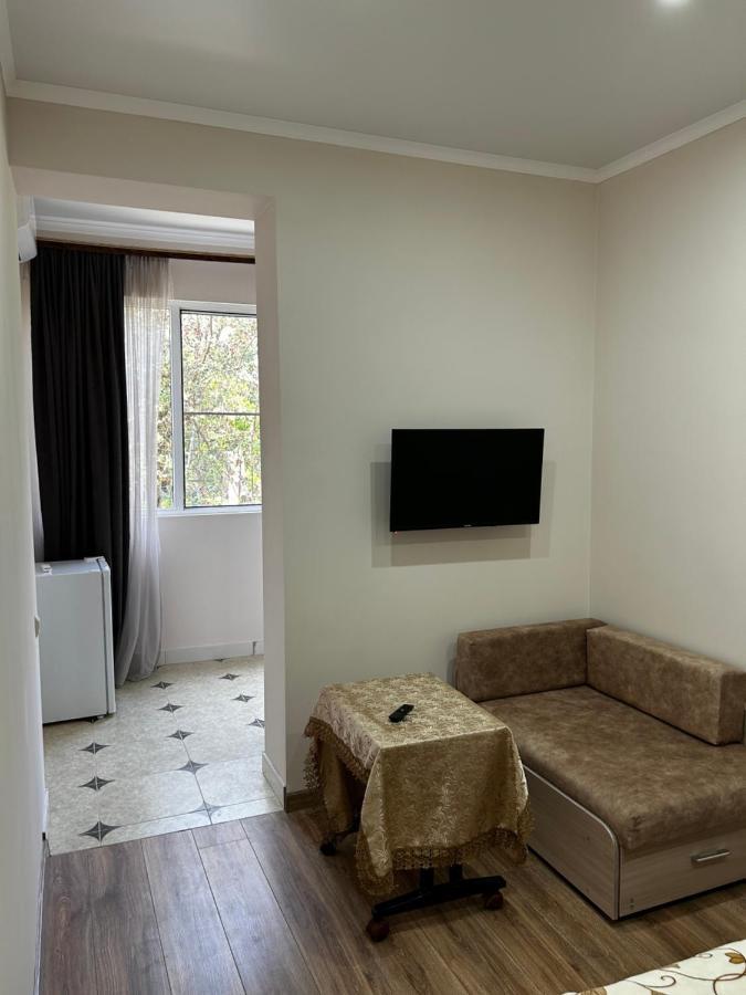 Na Shapsug Guest House Gagra Exterior photo