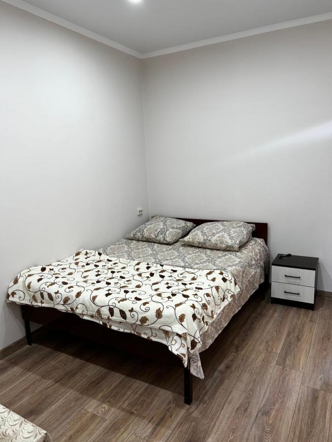 Na Shapsug Guest House Gagra Exterior photo